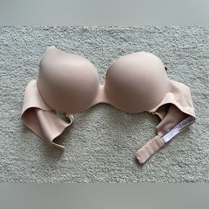 Incredible by Victoria’s Secret Lined Demi Bra